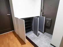 【神奈川県/横浜市磯子区丸山】ヒルトップ横濱根岸セントラルコート 玄関