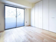 【神奈川県/横浜市中区花咲町】アール・ケープラザ横濱VI 洋室