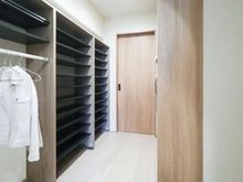 【神奈川県/横浜市中区池袋】横濱山手テラス壱番館 ウォークインクローゼット