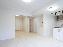 【神奈川県/横浜市中区山下町】アルカンシエル横浜山下公園 リビング・ダイニング