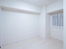 【神奈川県/横浜市中区山下町】アルカンシエル横浜山下公園 サービスルーム（納戸）