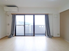 【神奈川県/横浜市南区永田東】モリスガーデンヒルズ井土ヶ谷 リビング・ダイニング