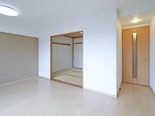 【神奈川県/横浜市南区永田東】モリスガーデンヒルズ井土ヶ谷 リビング・ダイニング