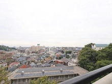 【神奈川県/横浜市南区永田東】モリスガーデンヒルズ井土ヶ谷 眺望：バルコニーから