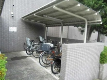 【神奈川県/横浜市南区蒔田町】ワコーレロイヤルヒルズ横浜蒔田 駐輪場