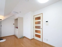 【神奈川県/横浜市中区山元町】クリオ山手弐番館 リビング・ダイニング：※家具・調度品は販売価格に含まれておりません