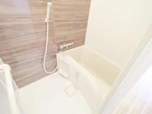 【神奈川県/横浜市南区真金町】メイツ伊勢佐木長者町 浴室