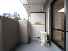 【神奈川県/横浜市南区真金町】メイツ伊勢佐木長者町 バルコニー