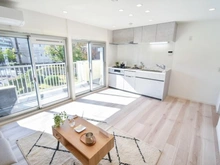 【神奈川県/横浜市南区六ツ川】六ツ川台団地 2-11号棟 LDK：※家具調度品等は販売価格に含まれません。