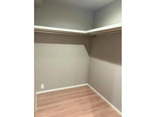 【神奈川県/横浜市磯子区森】ドルフ磯子 収納