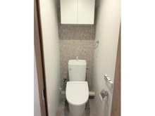 【神奈川県/横浜市磯子区森】ドルフ磯子 トイレ