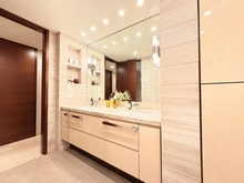 【神奈川県/横浜市中区北仲通】ザ・タワー横浜北仲 洗面室