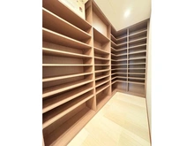 【神奈川県/横浜市中区北仲通】ザ・タワー横浜北仲 収納：玄関シューズインクローゼット