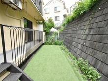 【神奈川県/横浜市中区豆口台】グレイス山手弐番館 専用庭