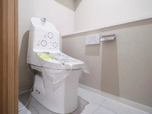 【神奈川県/横浜市磯子区栗木】 サングレイス洋光台 トイレ