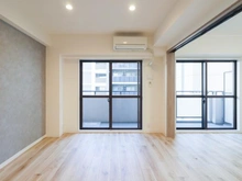 【神奈川県/横浜市南区永楽町】ハーズ横浜・ベイガーデン LDK：写真右側洋室