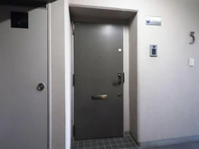 【神奈川県/横浜市磯子区丸山】ヒルトップ横濱根岸セントラルコート 玄関