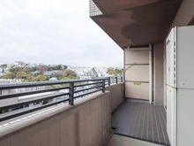 【神奈川県/横浜市磯子区丸山】ヒルトップ横濱根岸セントラルコート バルコニー