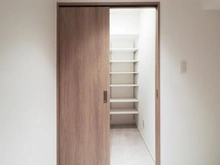 【神奈川県/横浜市中区太田町】クリオ横浜関内壱番館 玄関：収納