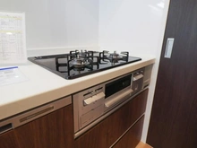 【神奈川県/横浜市南区六ツ川】弘明寺西パーク・ホームズ キッチン：三口コンロ