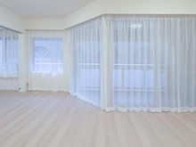 【神奈川県/横浜市中区山下町】ミオカステーロ横濱関内 LDK：（左）洋室