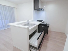 【神奈川県/横浜市中区山下町】ミオカステーロ横濱関内 キッチン