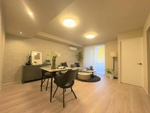 【神奈川県/横浜市中区弁天通】 サングレイス関内 リビング・ダイニング：「※家具・調度品は販売価格に含まれておりません」