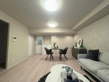 【神奈川県/横浜市中区弁天通】 サングレイス関内 リビング・ダイニング