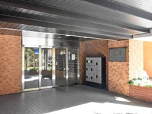 【神奈川県/横浜市南区井土ケ谷下町】ライオンズプラザ井土ヶ谷壱番館 エントランス