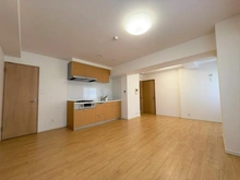 【神奈川県/横浜市中区弥生町】ストークタワー大通り公園I リビング・ダイニング