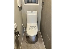 【神奈川県/横浜市中区花咲町】アール・ケープラザ横浜VI トイレ