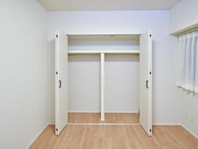 【神奈川県/横浜市中区住吉町】フレックスタワー横浜関内 サービスルーム（納戸）：収納