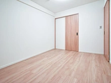 【神奈川県/横浜市中区曙町】 クリオ大通り公園弐番館 洋室