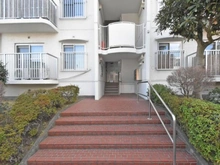 【神奈川県/横浜市磯子区磯子】磯子レインボーハイツ アプローチ