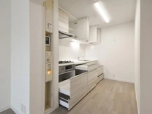 【神奈川県/横浜市磯子区磯子】磯子レインボーハイツ キッチン：収納