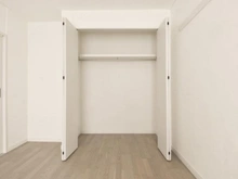 【神奈川県/横浜市磯子区磯子】磯子レインボーハイツ 洋室：収納