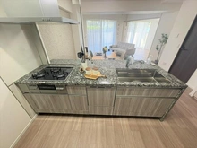 【神奈川県/横浜市磯子区森】 ヴェレーナシティパレ・ド・シエル　カルティエ2 キッチン