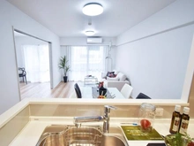 【神奈川県/横浜市磯子区磯子】 ビツグヴアン磯子汐見台 リビング・ダイニング