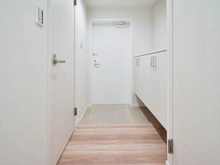 【神奈川県/横浜市磯子区磯子】 ビツグヴアン磯子汐見台 廊下