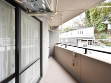 【神奈川県/横浜市磯子区磯子】 ビツグヴアン磯子汐見台 バルコニー