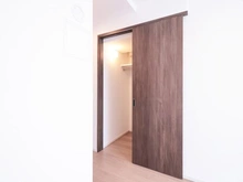 【神奈川県/藤沢市鵠沼海岸】ヴェレーナグラン江ノ島鵠沼海岸 洋室：収納