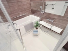 【神奈川県/藤沢市鵠沼海岸】ヴェレーナグラン江ノ島鵠沼海岸 浴室