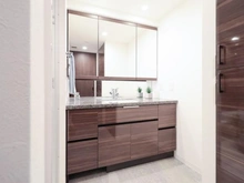 【神奈川県/藤沢市鵠沼海岸】ヴェレーナグラン江ノ島鵠沼海岸 洗面所