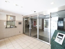 【神奈川県/横浜市中区新山下】ライオンズステージ横濱元町 エントランス