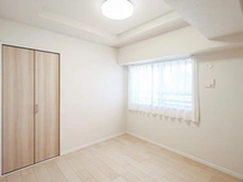 【神奈川県/横浜市中区新山下】ライオンズステージ横濱元町 洋室