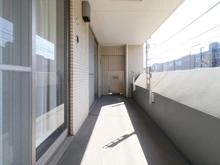 【神奈川県/横浜市中区新山下】ライオンズステージ横濱元町 バルコニー