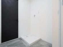 【神奈川県/横浜市南区高根町】ネオマイム横浜阪東橋 洗濯機置き場