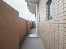 【神奈川県/横浜市南区高根町】ネオマイム横浜阪東橋 バルコニー