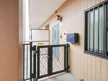 【神奈川県/横浜市南区高根町】ネオマイム横浜阪東橋 玄関