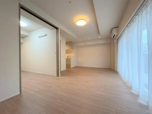 【神奈川県/横浜市中区山下町】エクステ山下公園クレイドルタワー リビング・ダイニング